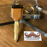 M283 Royal Clover Tan Grained Leather Coin Key (Gold)