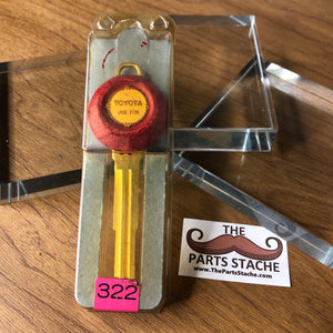 M322 Royal Clover Red Leather TOYOTA Key (Gold)